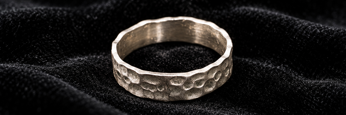 Pebble texture silver ring